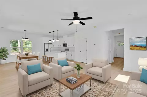 3549 Lake Rd, Charlotte, NC 28269