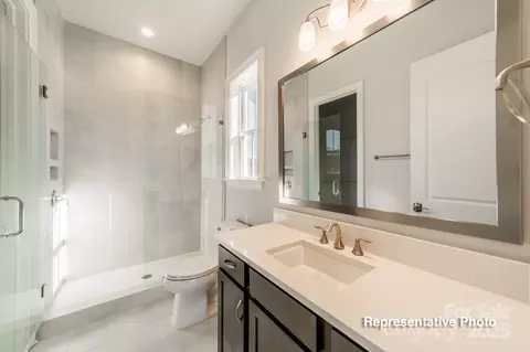 Bath - 402 Turtleback Rdg, Matthews, NC 28104 photo 1 of 5