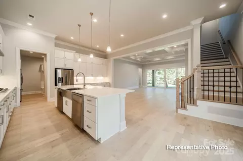 Kitchen - 402 Turtleback Rdg, Matthews, NC 28104 photo 1 of 7