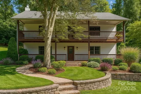 515 Pond Rd, Asheville, NC 28806