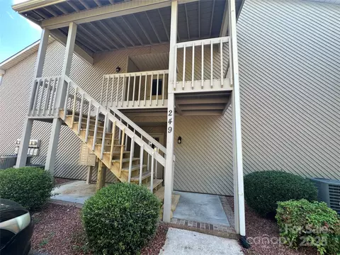 Country Club Ne Drive, Concord, NC 28025