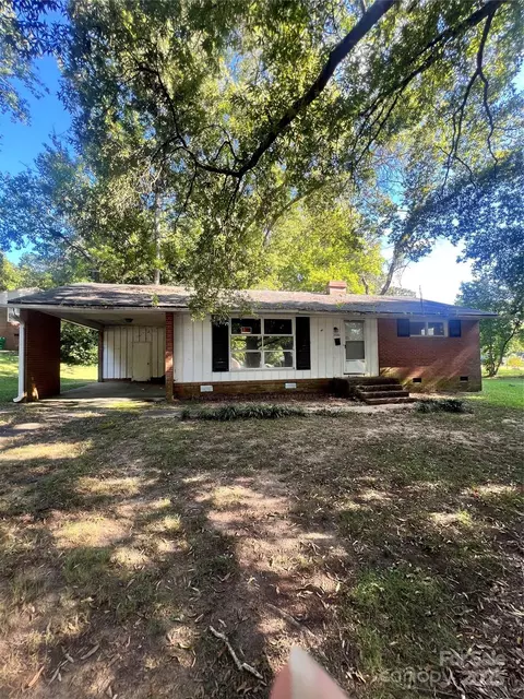 3500 Delgany Dr, Charlotte, NC 28215