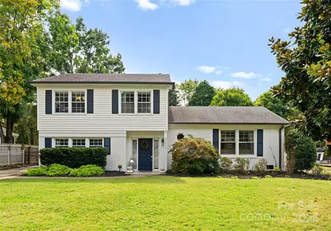 5936 Charing Pl, Charlotte, NC 28211