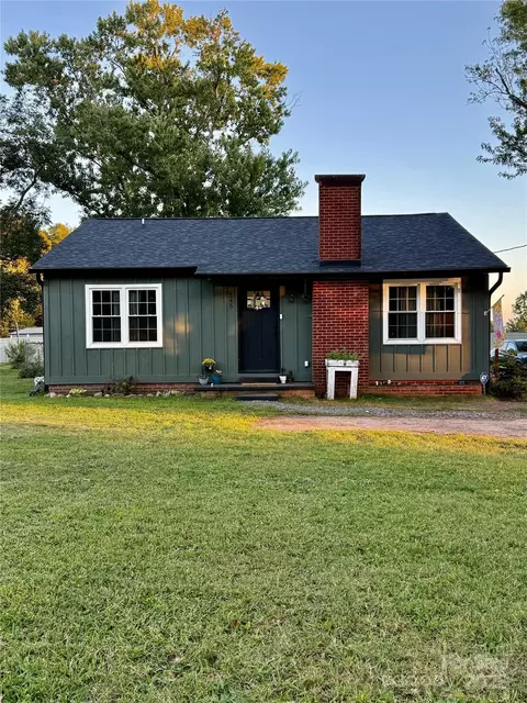 245 Church St, Ellenboro, NC 28040