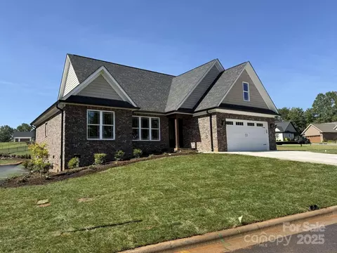4173 Holly Ne Cir NE, Conover, NC 28613