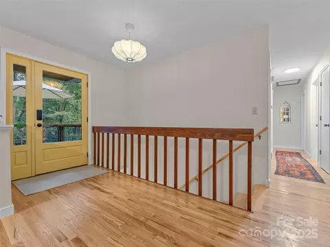 197 Tip Top Rd, Brevard, NC 28712 photo 4
