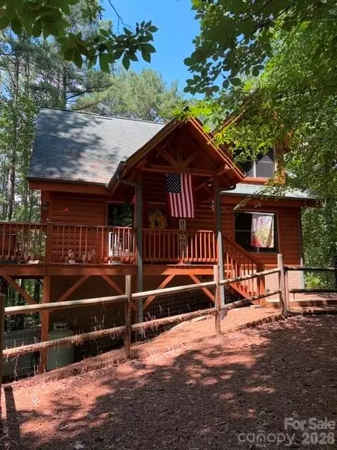 106 Lake Terrace Dr, Nebo, NC 28761