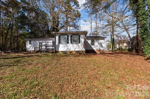 4642 Mcclure Rd, Charlotte, NC 28216