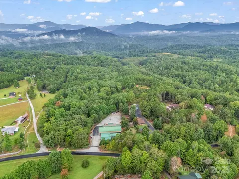 625 Rainbow Rapids Rd, Rutherfordton, NC 28139