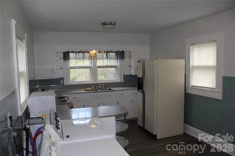 Kitchen - 1720 Bumgarner Dr, Morganton, NC 28655 photo 1 of 2