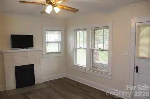Living - 1720 Bumgarner Dr, Morganton, NC 28655 photo 1 of 3