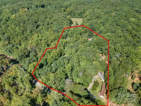 Elijah Circle, Columbus, NC 28722