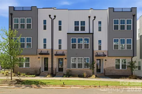 7013 Westrow 111 Ave #111, Charlotte, NC 28278