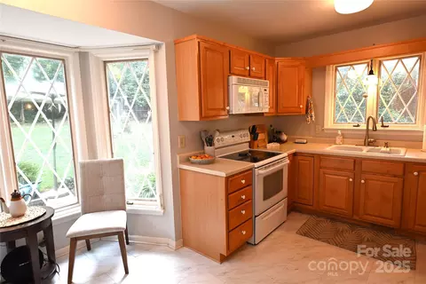 410 2nd Nw Ave NW, Conover, NC 28613 photo 8