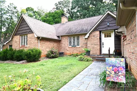 410 2nd Nw Ave NW, Conover, NC 28613 photo 2