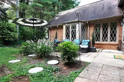 410 2nd Nw Ave NW, Conover, NC 28613 photo 3
