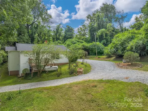 Exterior - 99 Warrior Mountain Rd, Tryon, NC 28782 photo 7 of 8