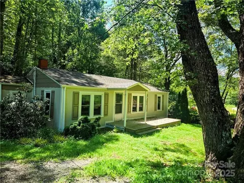 1875 Laurel Fork Rd, Vilas, NC 28692 photo 2
