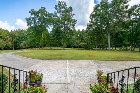 Exterior - 124 Windsor Greene Dr, Monroe, NC 28110 photo 1 of 3