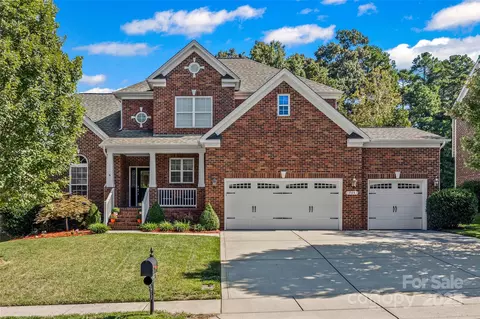 509 Chase Prairie Ln, Waxhaw, NC 28173