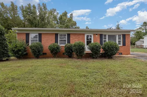 3613 Hamilton Dr, Gastonia, NC 28052