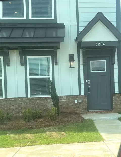 3206 Stelfox St, Charlotte, NC 28262