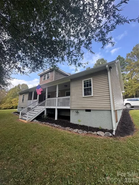 641 Camp Creek Rd, Union Mills, NC 28167
