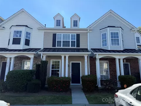 12731 Persimmon Tree Dr, Charlotte, NC 28273