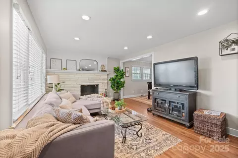 Living - 5748 Farmbrook Dr, Charlotte, NC 28210 photo 1 of 3