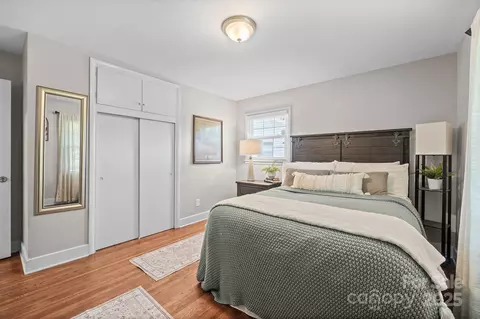 Bedroom - 5748 Farmbrook Dr, Charlotte, NC 28210 photo 4 of 6