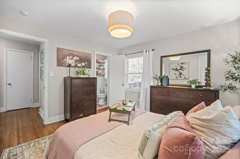 Bedroom - 5748 Farmbrook Dr, Charlotte, NC 28210 photo 2 of 6