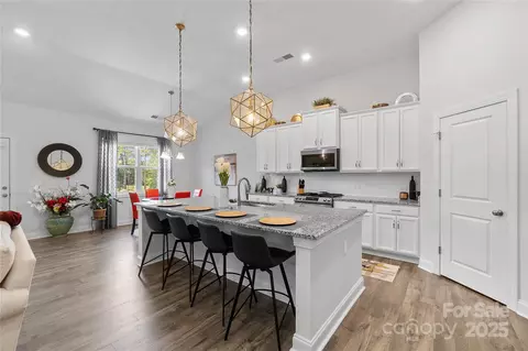 Kitchen - 341 Cullin N Rd N, Elgin, SC 29045 photo 2 of 5