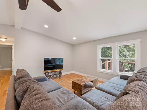 Living - 120 Simonds Rdg, Canton, NC 28716 photo 2 of 7