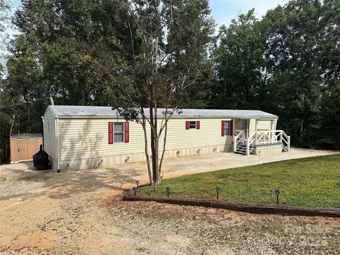 325 Griggs Rd, Old Fort, NC 28762