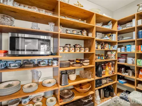 2435 Deep Gap Farm E Rd E, Mill Spring, NC 28756 photo 16