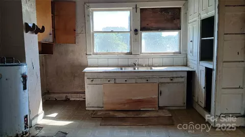 Other - 204 N Main St, Morganton, NC 28655 photo 4 of 7