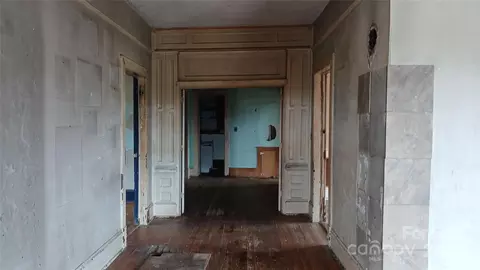 Entry Way - 204 N Main St, Morganton, NC 28655 photo 1 of 1