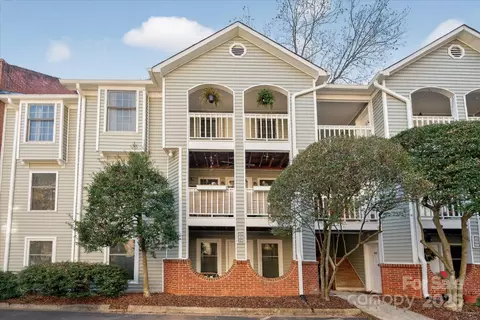430 Queens 311 Rd #311, Charlotte, NC 28207