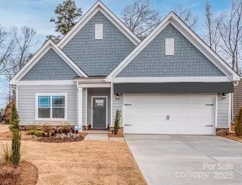 4505 Grove Manor Dr, Waxhaw, NC 28173