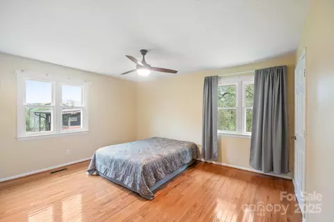 Bedroom - 196 Broadview Cir, Brevard, NC 28712 photo 9 of 9