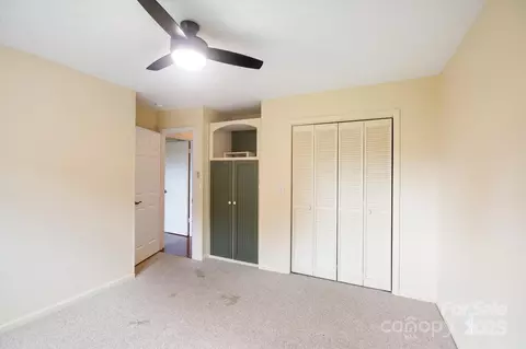 Bedroom - 196 Broadview Cir, Brevard, NC 28712 photo 5 of 9