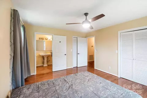 Bedroom - 196 Broadview Cir, Brevard, NC 28712 photo 6 of 9
