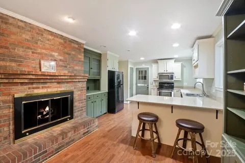 Kitchen - 196 Broadview Cir, Brevard, NC 28712 photo 3 of 3