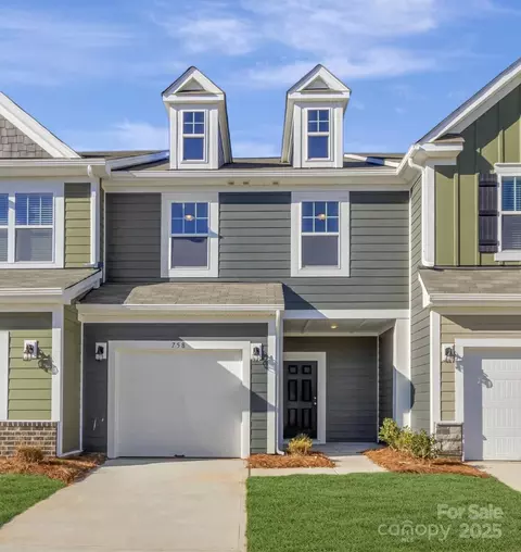 758 Kitfox Nw Dr NW, Concord, NC 28027