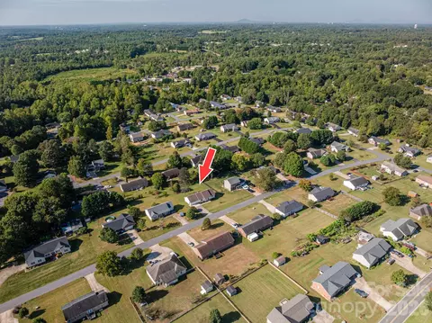 View/Area - 1371 Millrace Dr, Conover, NC 28613 photo 4 of 4