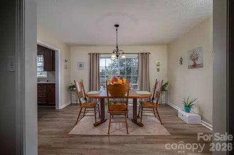 Dining - 1371 Millrace Dr, Conover, NC 28613 photo 1 of 3