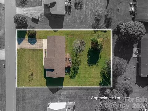 View/Area - 1371 Millrace Dr, Conover, NC 28613 photo 3 of 4