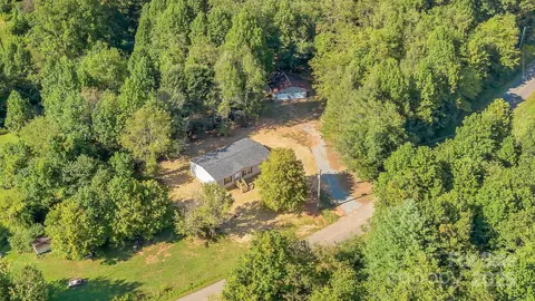 324 Center Ln, Thurmond, NC 28683 photo 4