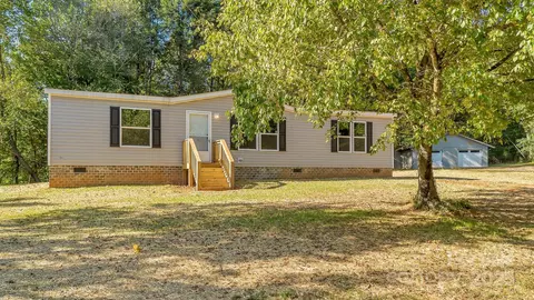 324 Center Ln, Thurmond, NC 28683