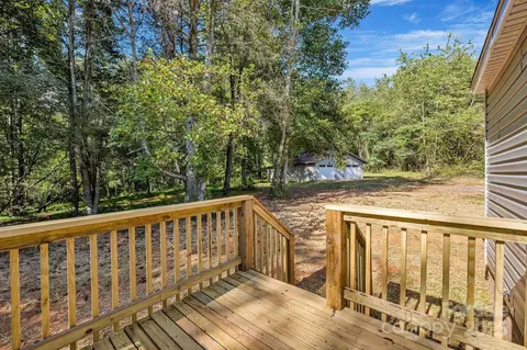 324 Center Ln, Thurmond, NC 28683 photo 11